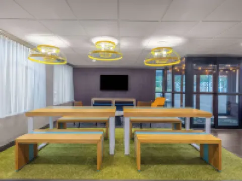 Spark by Hilton Clarks Summit Hotels in South Abington Township