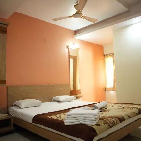 Hotel Sai Surya