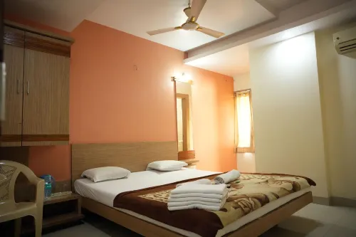 Hotel Sai Surya