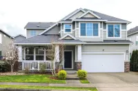 Spacious Kent Home Near SeaTac Airport with Patio Hotels in Kent