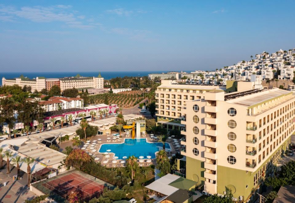 hotel overview picture