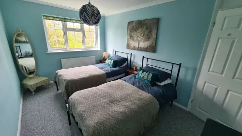 Haven Cottage, Walmer - overlooks park, close to beach & promenade