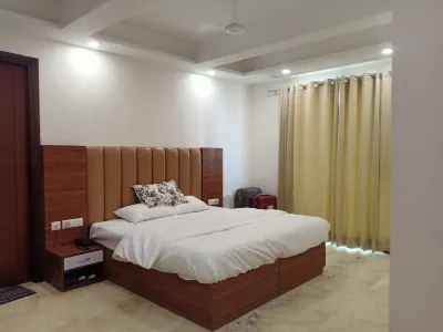 J P House Hotels in Jasola