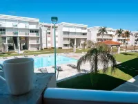 Teal Bay Hideaway