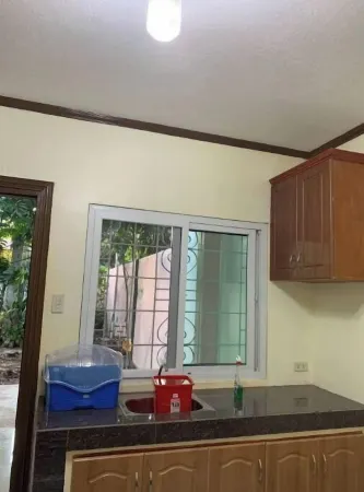 DELUXE QUEEN SUITE Отели рядом с достопримечательностью «Iglesia Ni Cristo»