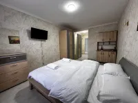 Tihiy Zamok Hotels in Alamudun