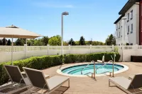 Hilton Garden Inn Riverhead Hotels in Calverton