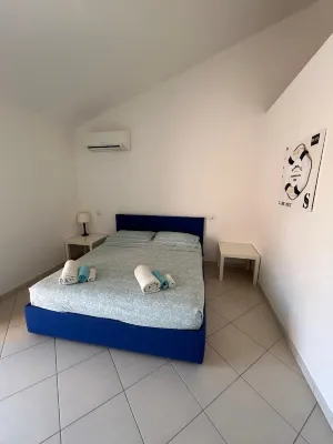 Casa Lulu, cottage with garden a few steps from the beach