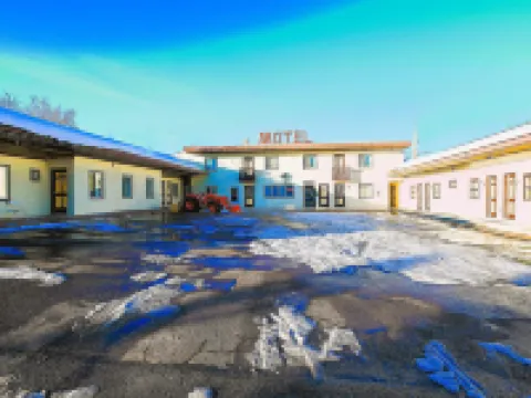 Love Hotels Silver Street by OYO at Hurley WI Hotels in Iron County