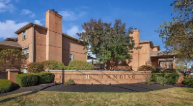 Landing Apartments Dayton