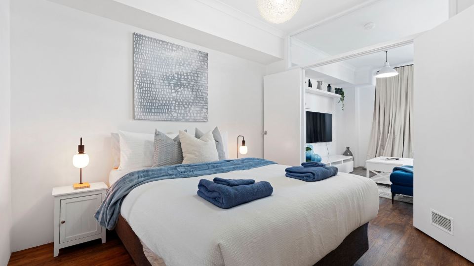 Luxury East Perth - Sleeps 2 - Superior Wifi