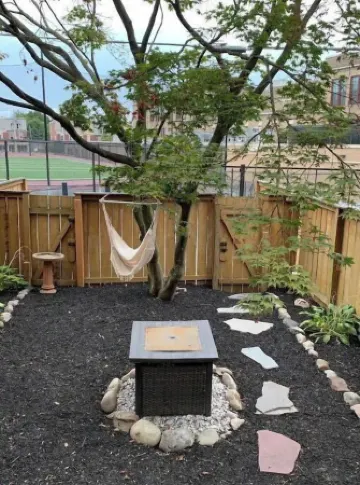 SERENITY IN THE CITY - 5 BR College Ave by F & M