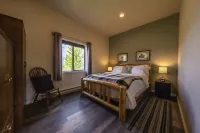 Saddlehorn Ridge Cabin