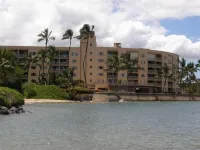 Menehune Shores 304: Stunning sunset views and just steps to the beach!