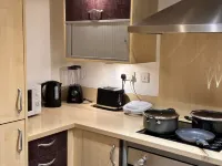 Charming Birmingham Apartment with mini balcony and WiFi with a free parking Hotels in Convention Quarter