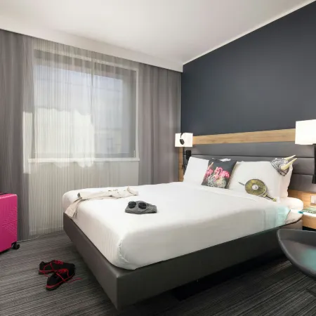 Moxy York