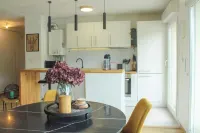 The SkyFall: superb apartment, terrace and parking space Hôtels à : Longwy