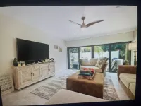 Charming 3-bedroom condo with WiFi and AC in delightful Islamorada