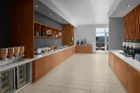 SpringHill Suites Idaho Falls - breakfast