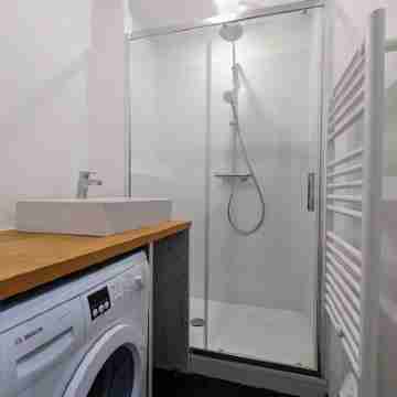 What if we slept in a lovely detached house in Bordeaux? Rooms