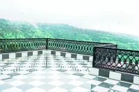 VILLA CREDENCE - 4 Bedroom Villa with Private Swimming Pool in Panchgani