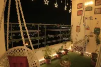 Luxury Couple Stay with Smart TV