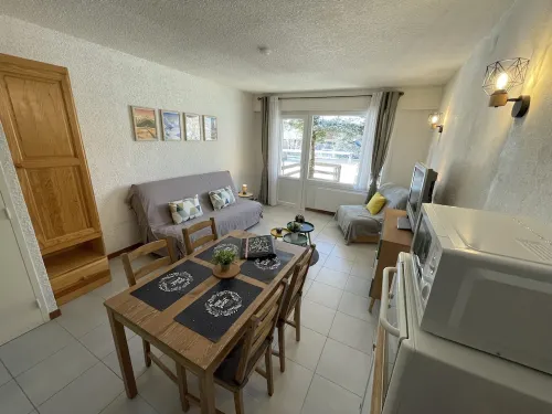 Superbe Studio 28m2 / Station Été - Hiver Ancelle Hôtels à : Ancelle