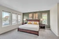 4 Bedroom Serene Escape for the Family with Dedicated Office and Loft Office