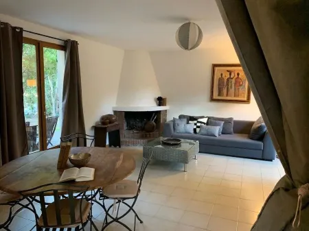 Villa StJames Ile Rousse Отели в г. Монтичелло