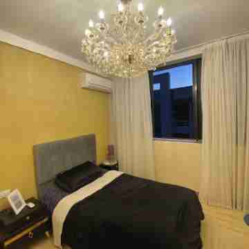 Enjoy Vibes apartment which has great location 10 min to airport , CFC mall Rooms