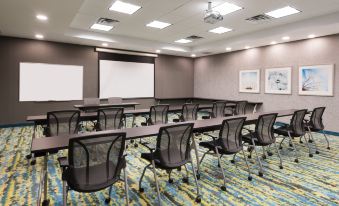 Homewood Suites by Hilton Ottawa Airport