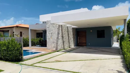 Exclusive paradise, House in a beachfront condominium. Отели рядом с достопримечательностью «Hibiscus Beach Club»