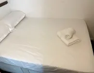 Olives Stay, Romford