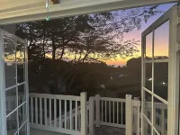 2 bedroom 2 bath condo on Pacific Ocean, steps from a pool, close to surfing. Hotels in Playa Azul