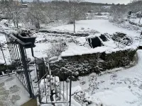 Casa Completa de 2 Pisos, com Cozinha em Open Space Hotels in Sao Pedro do Sul
