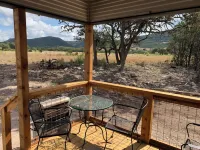 Secluded 3/2 farmhouse with scenic patio, wildlife on private acreage