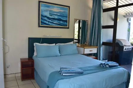 01 Dumela direct beach access Apartment