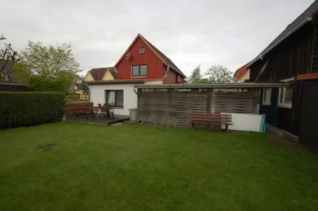 An der Wiese 3, für 2 P. Inkl. Bettw., Südterrasse mit Garten, Carport, Wlan