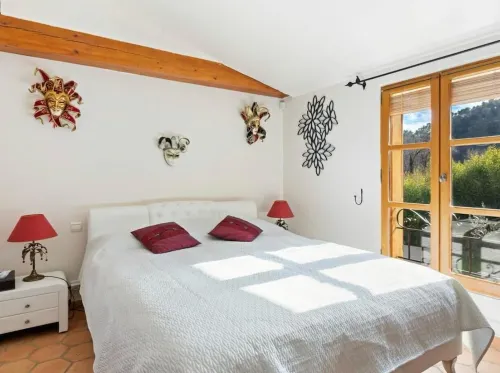 Dolce Villa, Villa au Cœur de la Verdure