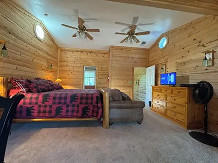 Hat Creek Cabin in Old Station, near fishing, hiking, Lassen, & Burney w/ 3 bdms