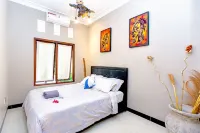 Surfrider Yogyakarta Villa and Guesthouse // Private pool with 3 bedroom