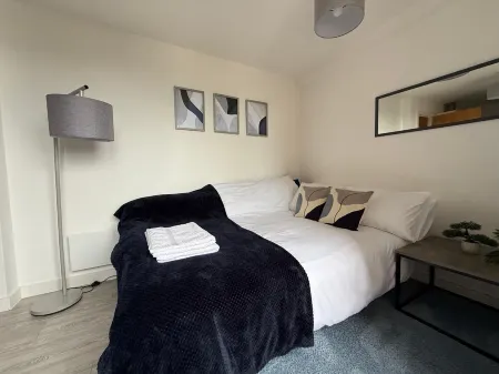 1BR City Apt Nr Arena, Attractions&Wifi -Manchester central, sofabed, amenties!