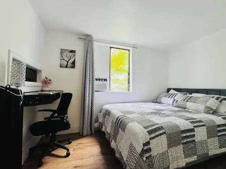 Hilo SunShine Rental.2bds1ba,common swimming pool. Отели рядом с достопримечательностью «Зоопарк Панаева Рейнфорест»