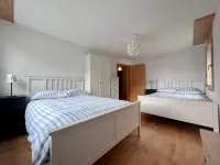 2 Bed 2 Bath, Bright, spacious, central apartment in Flims 5min walk to gondola