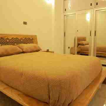 Chateau De Addis- Luxurious - 2b/2ba Rooms