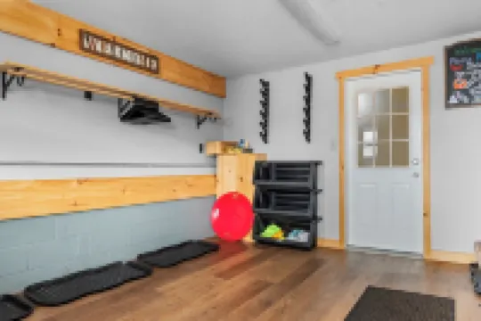 4 Seasons of Fun, Ellicottville house that sleeps 16!