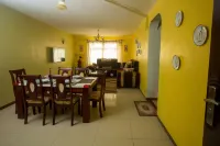 Essy's Homely Furnished Apartment