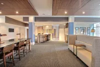 Holiday Inn Express & Suites Fond Du Lac Hotels in Fond du Lac