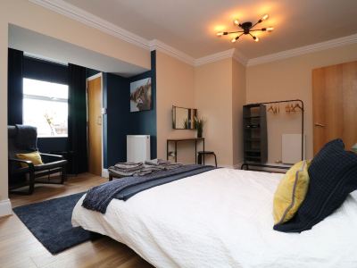 Spacious 2 bed Apartment, Close to City Centre