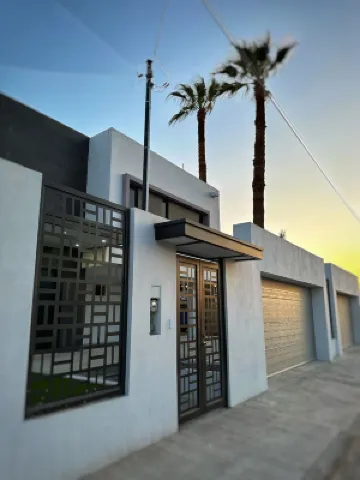 Residencia de Lujo en Zona Céntrica en Mexicali!